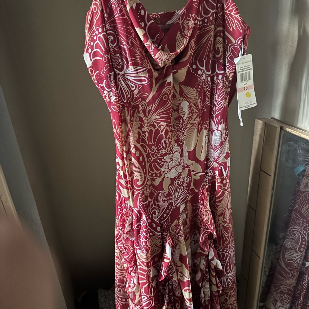 BANDOLINO Floral dress. Rhubarb Combo (M08)